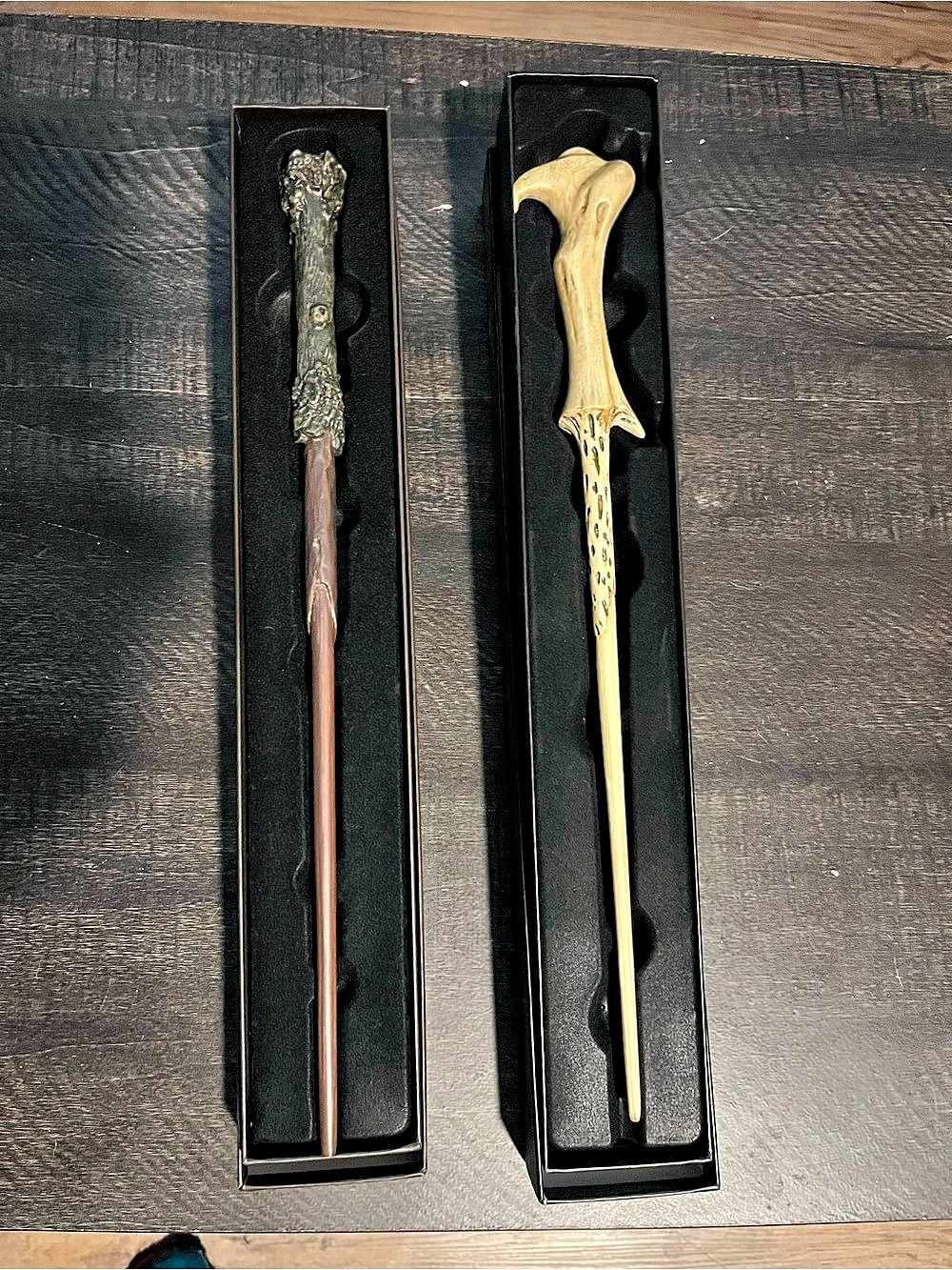 The Noble Collection Harry Potter and Lord Voldemort Wand Set